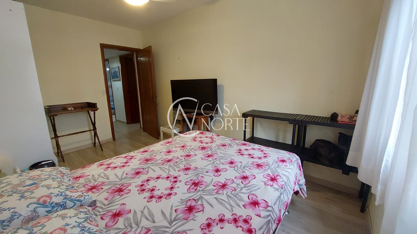 Cobertura à venda com 3 quartos, 229m², 1 suíte, 2 vagas, Rua Passo da Pátria no bairro Bela Vista em Porto Alegre