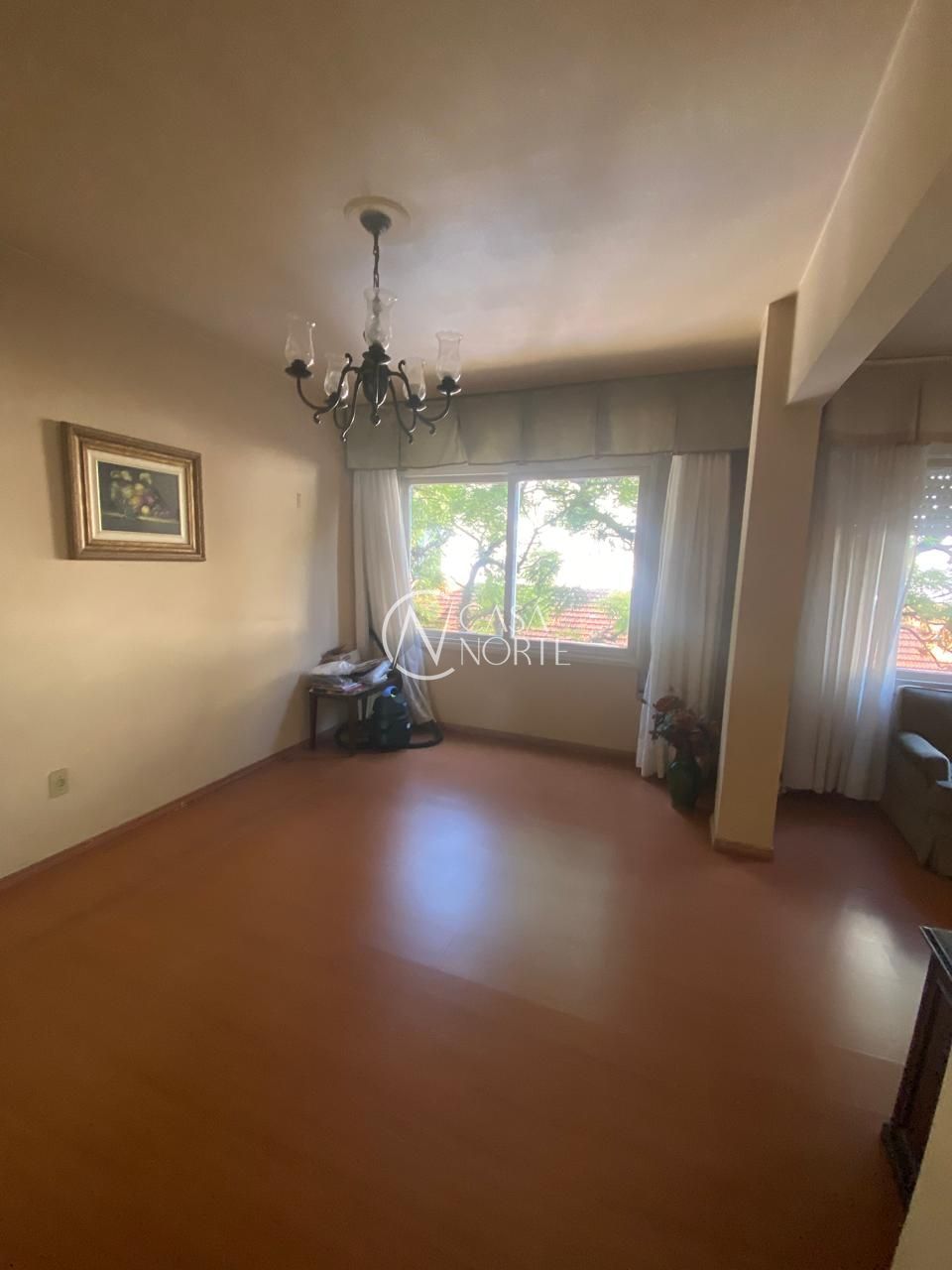 Apartamento à venda com 4 quartos, 147m², 1 suíte, 1 vaga, Avenida Independência no bairro Independência em Porto Alegre