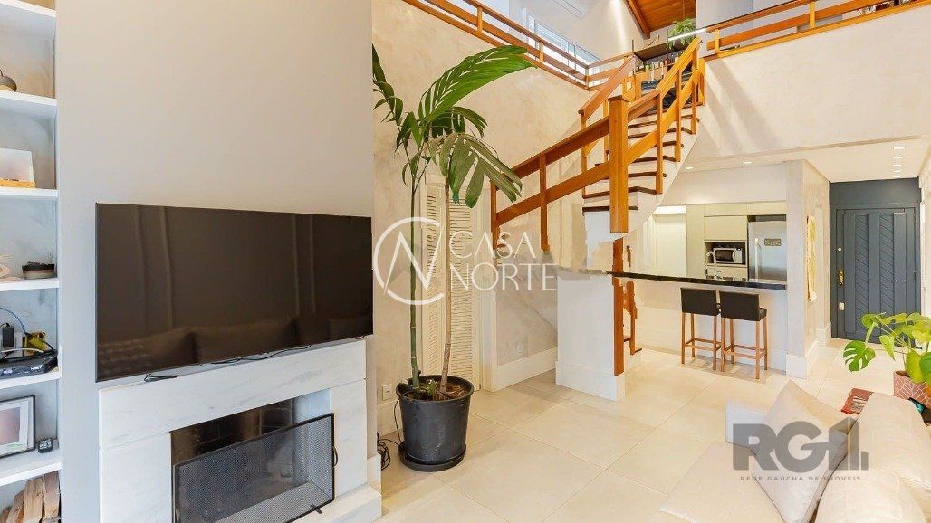 Cobertura à venda com 3 quartos, 200m², 1 suíte, 2 vagas, Rua Anita Garibaldi no bairro Mont Serrat em Porto Alegre