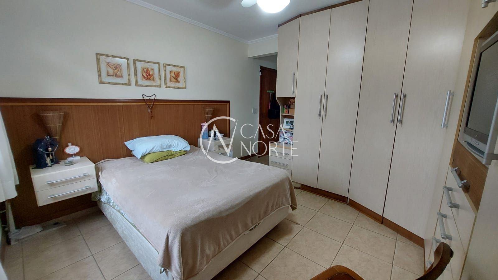 Cobertura à venda com 3 quartos, 229m², 1 suíte, 2 vagas, Rua Passo da Pátria no bairro Bela Vista em Porto Alegre