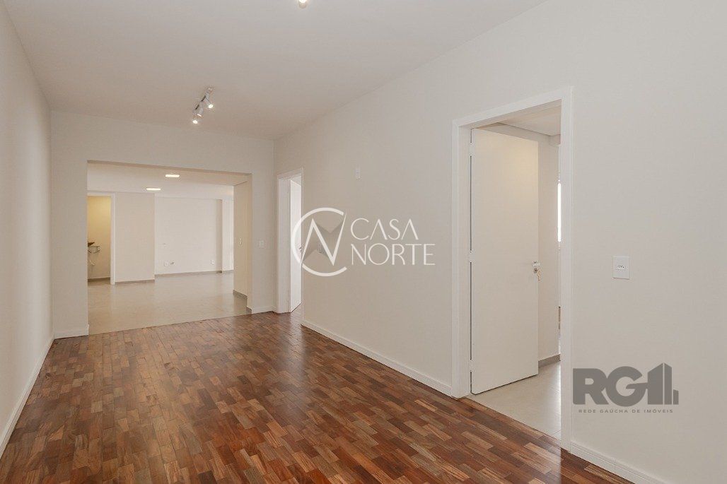 Apartamento à venda com 2 quartos, 157m², 2 suítes, 2 vagas, Rua Vicente da Fontoura no bairro Santana em Porto Alegre