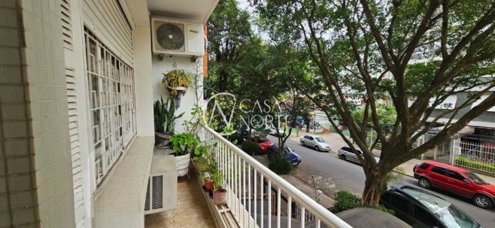 Apartamento à venda com 3 quartos, 152m², Rua Felipe Camarão no bairro Rio Branco em Porto Alegre