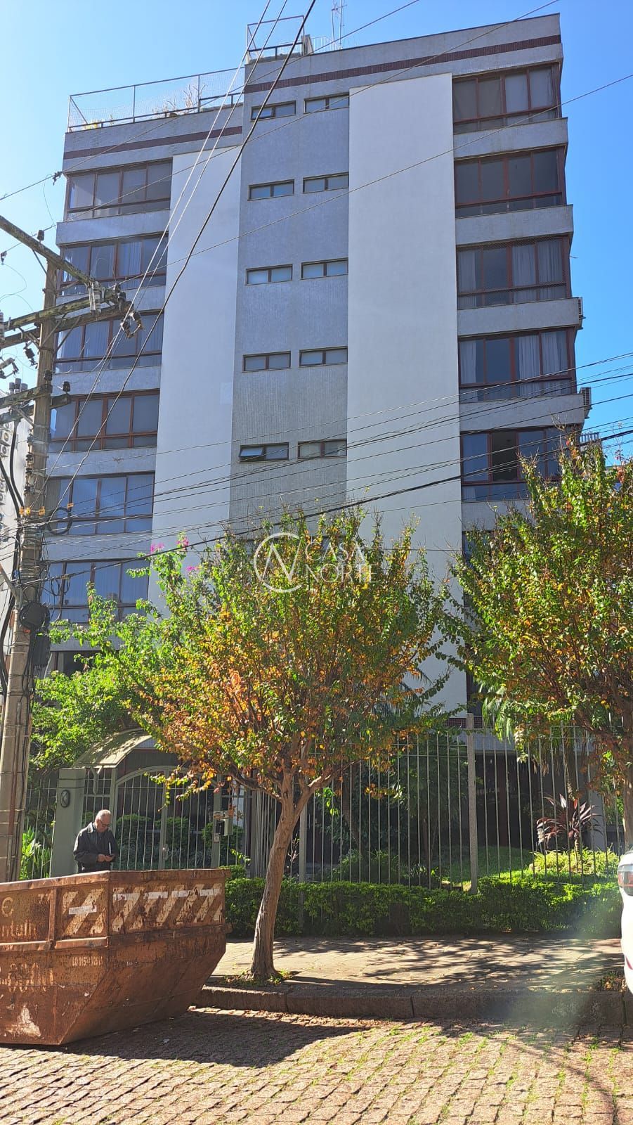 Cobertura à venda com 3 quartos, 258m², 1 suíte, 2 vagas, Rua Coronel Aurélio Bitencourt no bairro Rio Branco em Porto Alegre