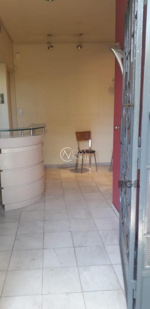 Casa à venda com 3 quartos, 350m², 1 suíte, Rua Coronel Corte Real no bairro Petrópolis em Porto Alegre