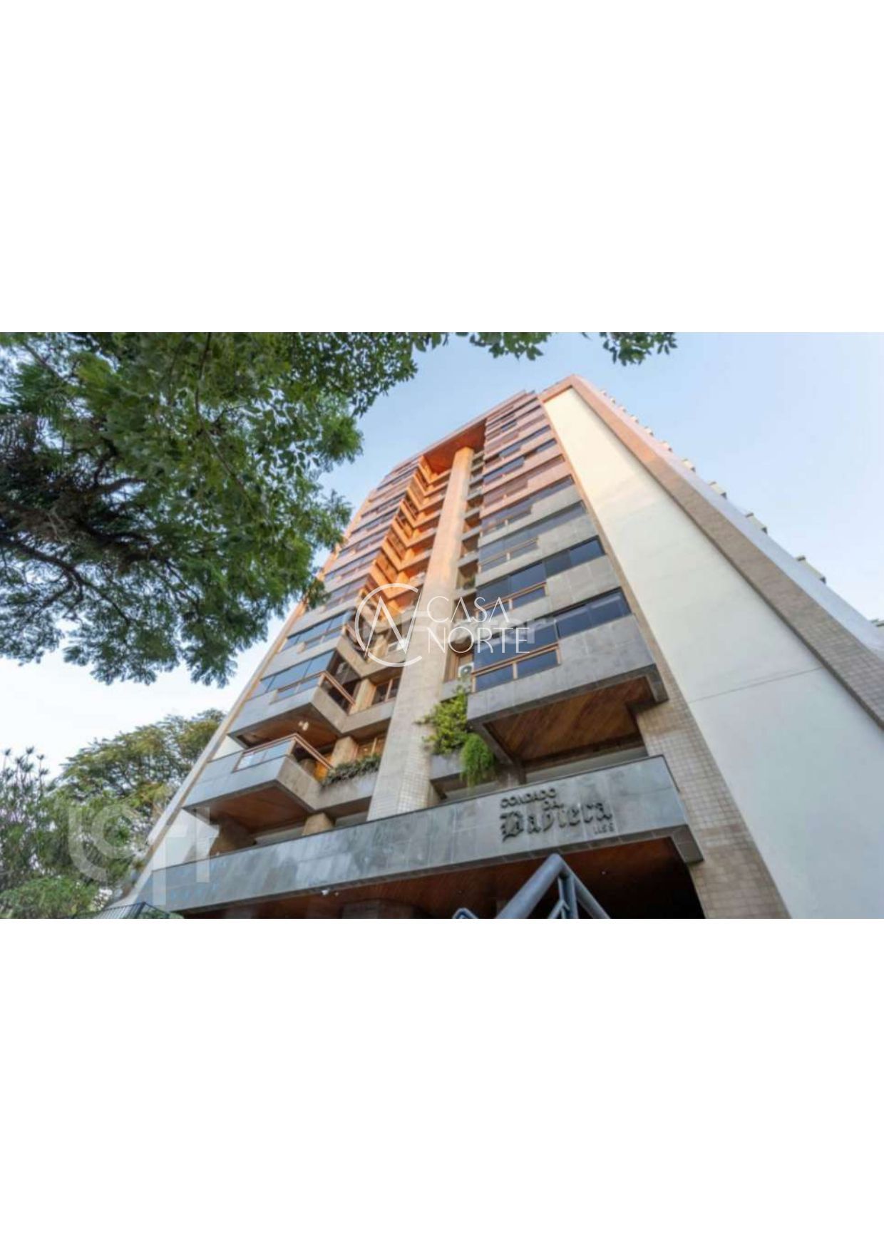 Apartamento à venda com 3 quartos, 142m², 2 suítes, 2 vagas, Rua General Couto de Magalhães no bairro Higienópolis em Porto Alegre