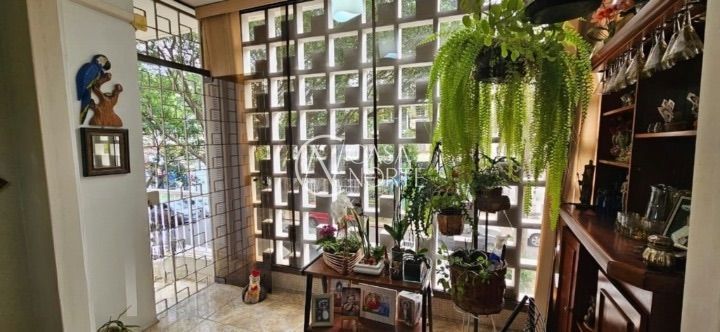 Apartamento à venda com 3 quartos, 152m², Rua Felipe Camarão no bairro Rio Branco em Porto Alegre