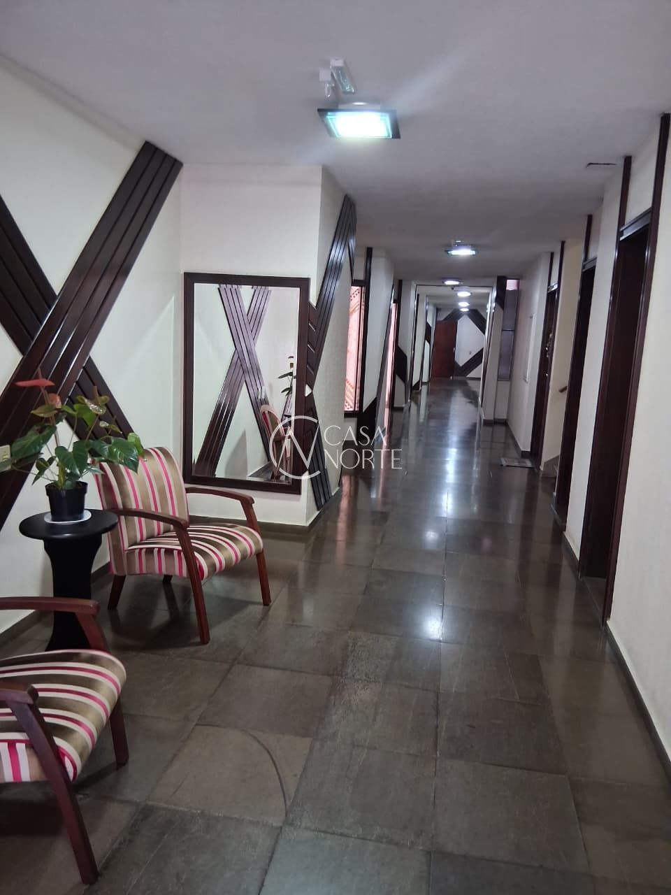 Apartamento à venda com 2 quartos, 70m², 1 vaga, Rua Dona Eugênia no bairro Santa Cecília em Porto Alegre