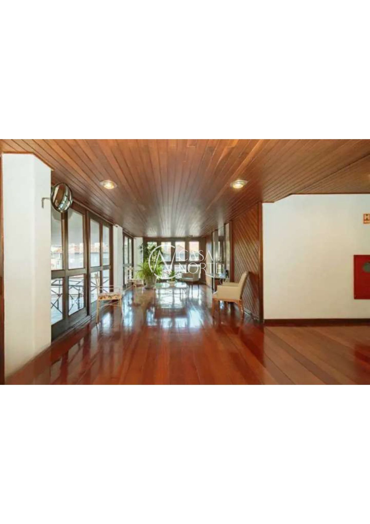 Apartamento à venda com 3 quartos, 137m², 1 suíte, 1 vaga, Rua Miguel Tostes no bairro Rio Branco em Porto Alegre