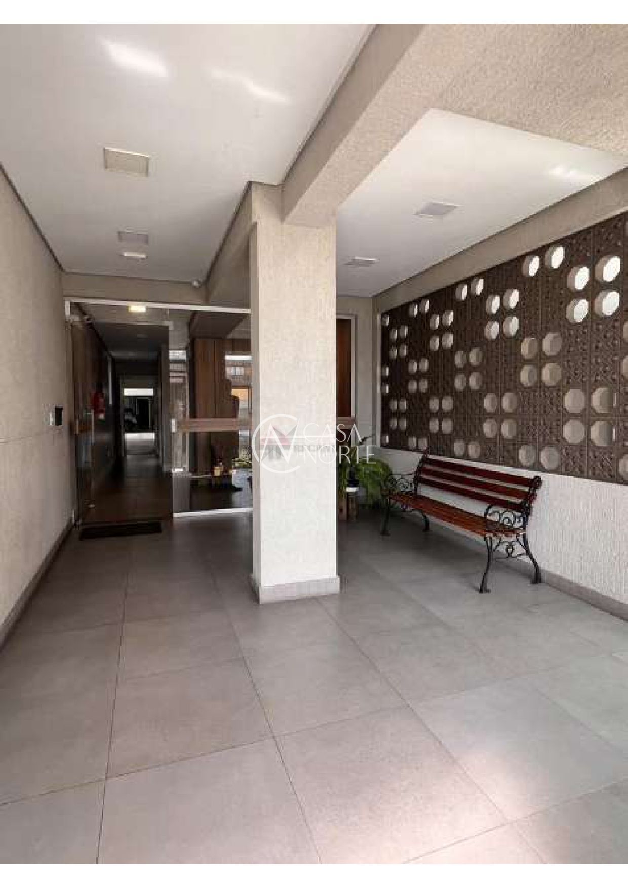 Apartamento à venda com 2 quartos, 53m², 1 suíte, 1 vaga, Avenida Cristóvão Colombo no bairro Independência em Porto Alegre