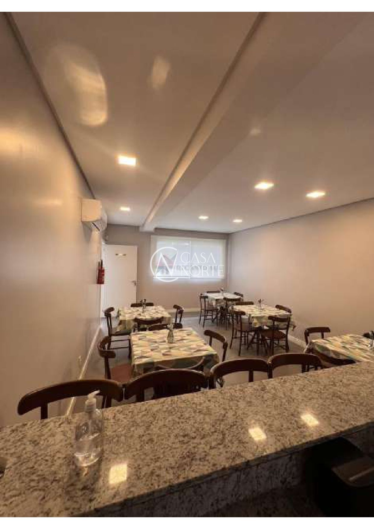 Apartamento à venda com 2 quartos, 53m², 1 suíte, 1 vaga, Avenida Cristóvão Colombo no bairro Independência em Porto Alegre