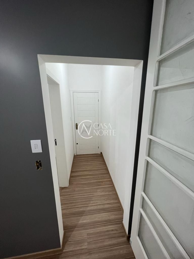 Apartamento Garden à venda com 2 quartos, 80m², 1 vaga, Rua Marquês do Pombal no bairro Moinhos de Vento em Porto Alegre