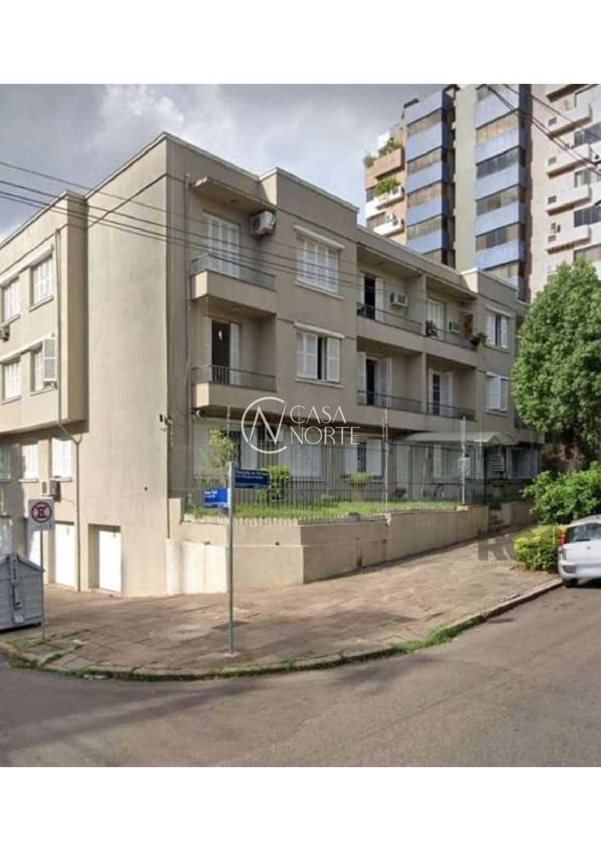 Apartamento Garden à venda com 2 quartos, 80m², 1 vaga, Rua Marquês do Pombal no bairro Moinhos de Vento em Porto Alegre