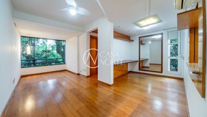 Apartamento à venda com 2 quartos, 73m², 1 suíte, 1 vaga, Rua Anita Garibaldi no bairro Boa Vista em Porto Alegre