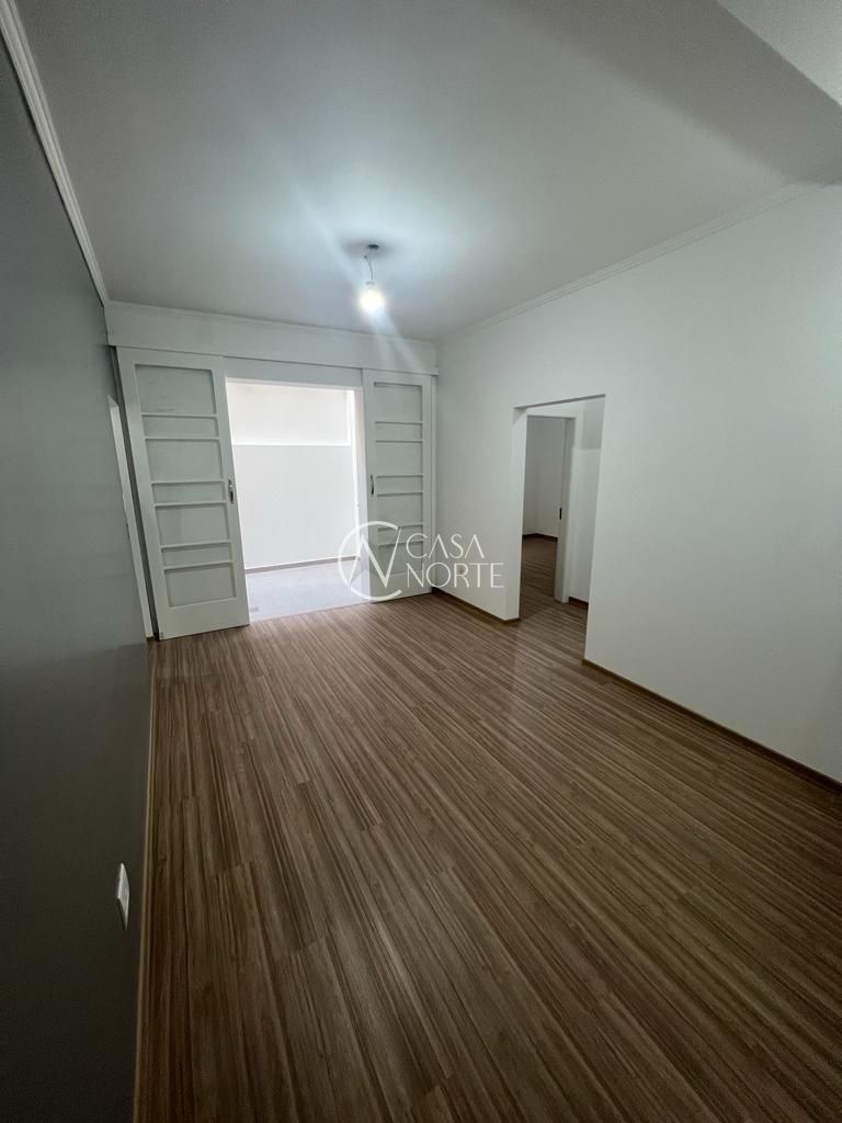 Apartamento Garden à venda com 2 quartos, 80m², 1 vaga, Rua Marquês do Pombal no bairro Moinhos de Vento em Porto Alegre
