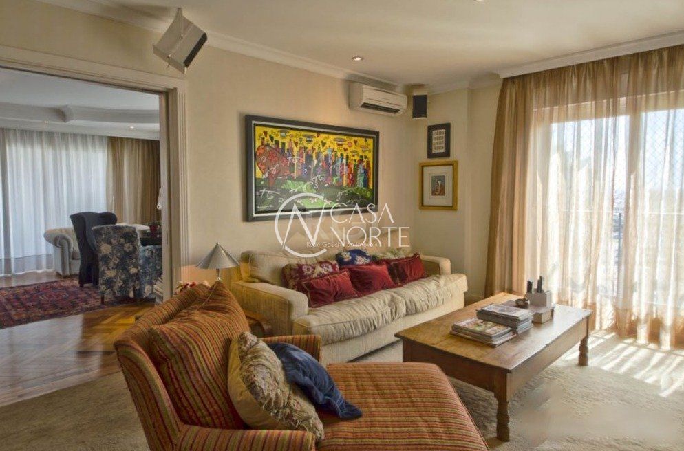 Apartamento à venda com 3 quartos, 272m², 3 suítes, 5 vagas, Rua Santo Inácio no bairro Moinhos de Vento em Porto Alegre