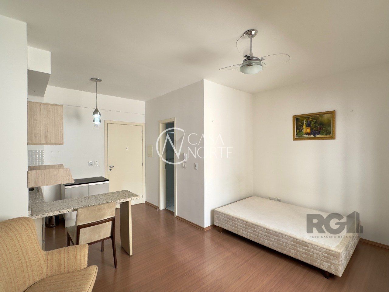 Apartamento à venda com 1 quarto, 25m², 1 vaga, Rua Duque de Caxias no bairro Centro Histórico em Porto Alegre