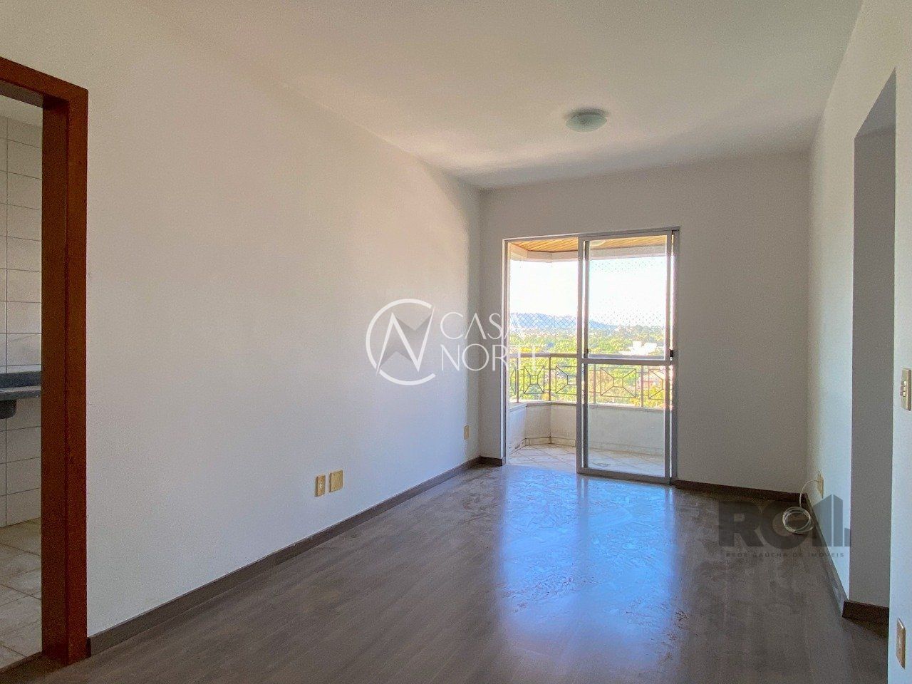 Apartamento à venda com 2 quartos, 56m², 1 vaga, Avenida da Cavalhada no bairro Cavalhada em Porto Alegre