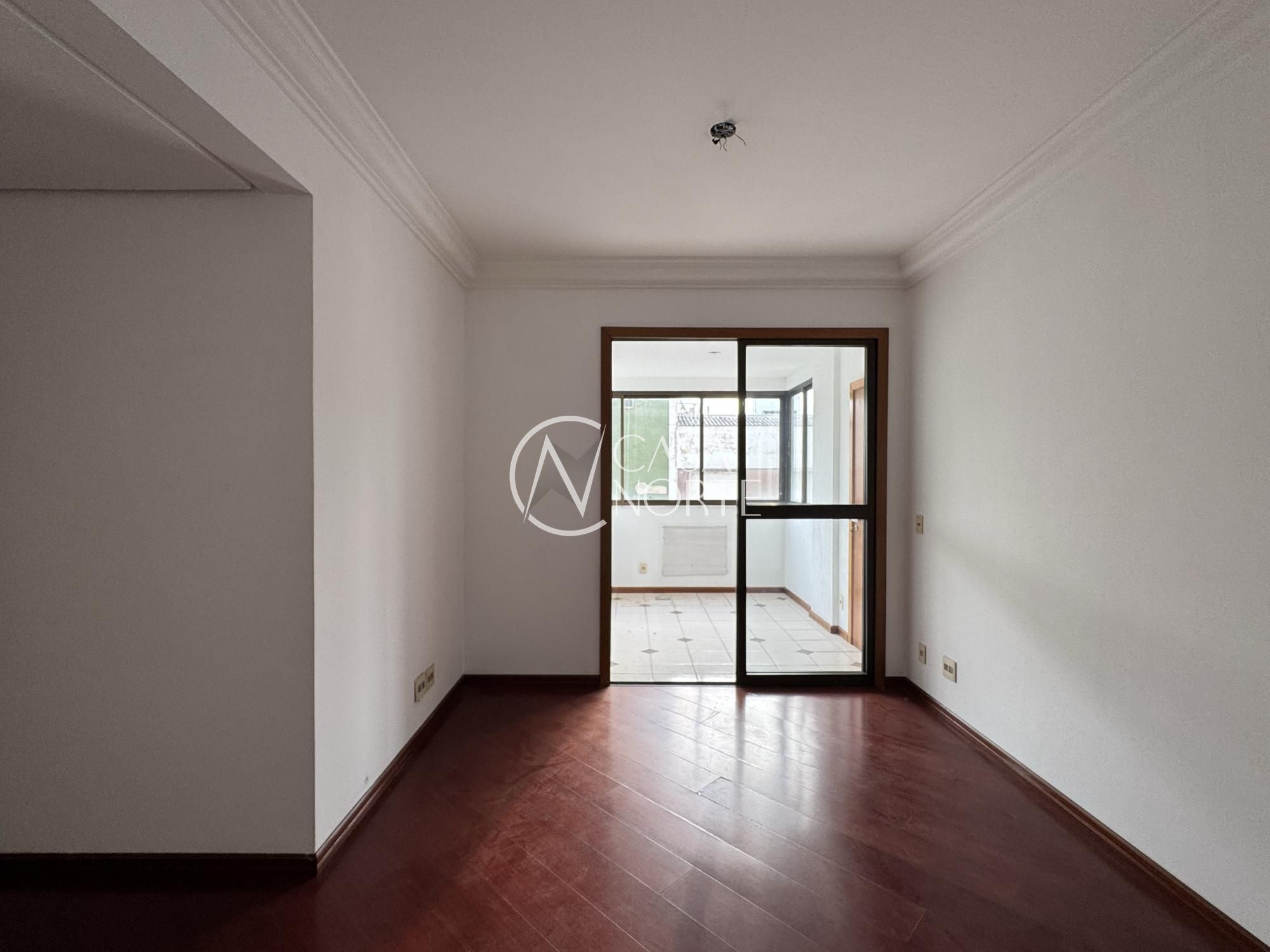 Apartamento à venda com 3 quartos, 81m², 1 suíte, 1 vaga, Rua Saldanha Marinho no bairro Menino Deus em Porto Alegre