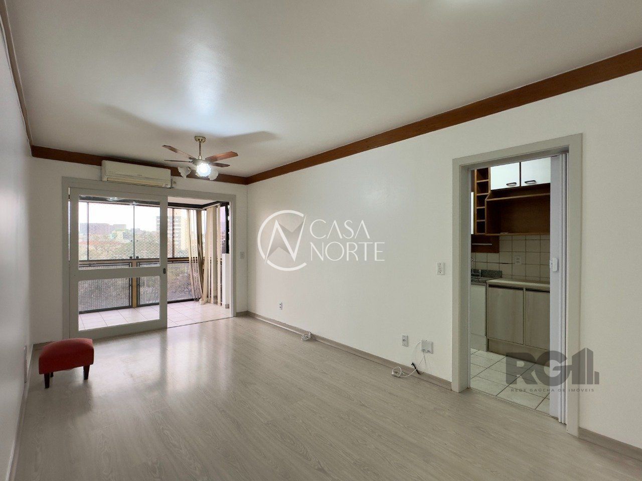 Apartamento à venda com 3 quartos, 94m², 1 suíte, 1 vaga, Avenida Érico Veríssimo no bairro Menino Deus em Porto Alegre