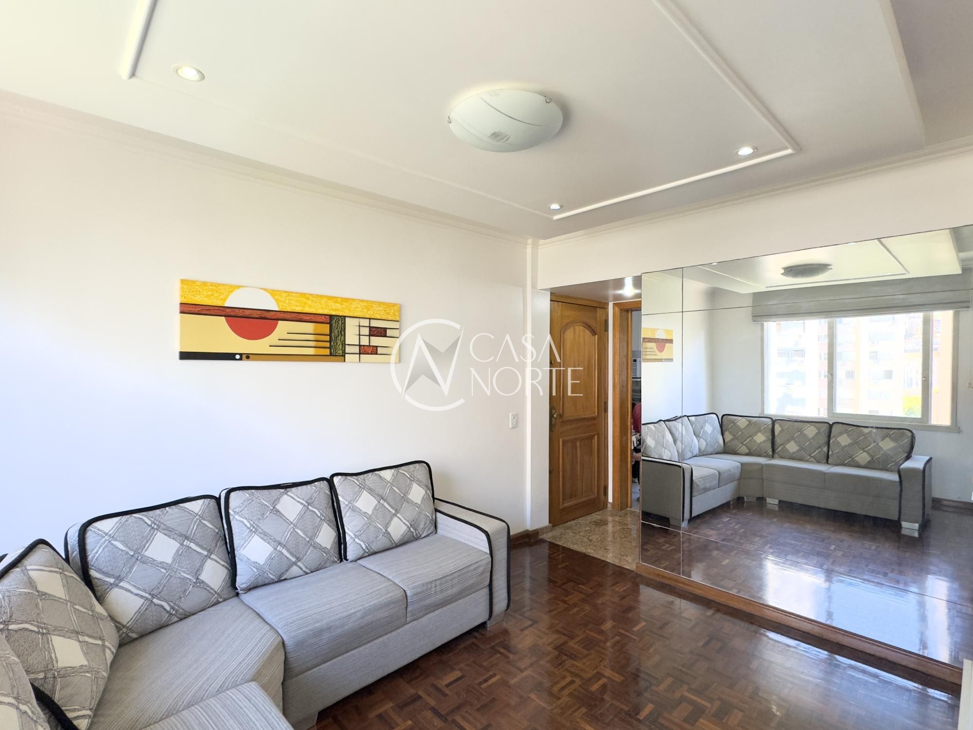 Apartamento à venda com 2 quartos, 71m², 1 suíte, 1 vaga, Rua Duque de Caxias no bairro Centro Histórico em Porto Alegre
