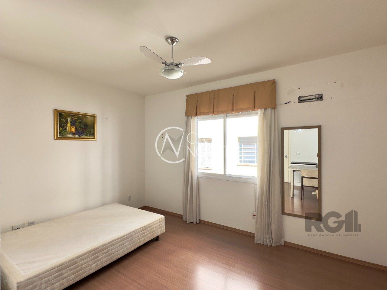 Apartamento à venda com 1 quarto, 25m², 1 vaga, Rua Duque de Caxias no bairro Centro Histórico em Porto Alegre