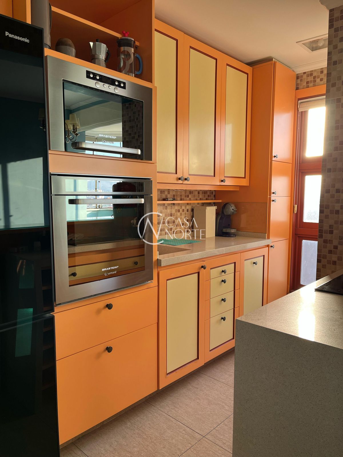 Apartamento à venda com 2 quartos, 85m², 2 suítes, 2 vagas, Avenida Independência no bairro Independência em Porto Alegre