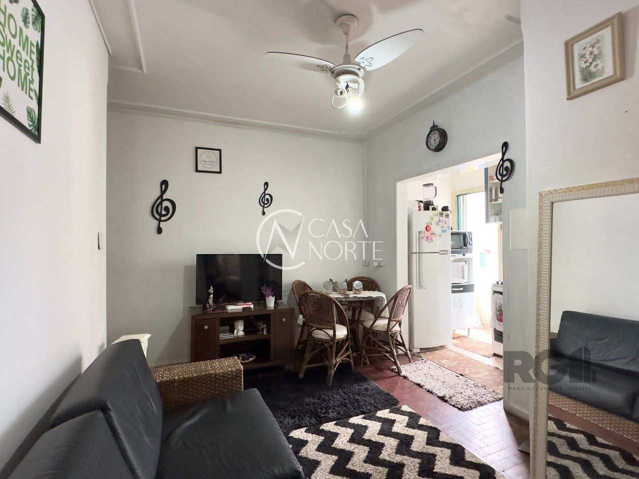 Apartamento à venda com 2 quartos, 59m², Rua Duque de Caxias no bairro Centro Histórico em Porto Alegre