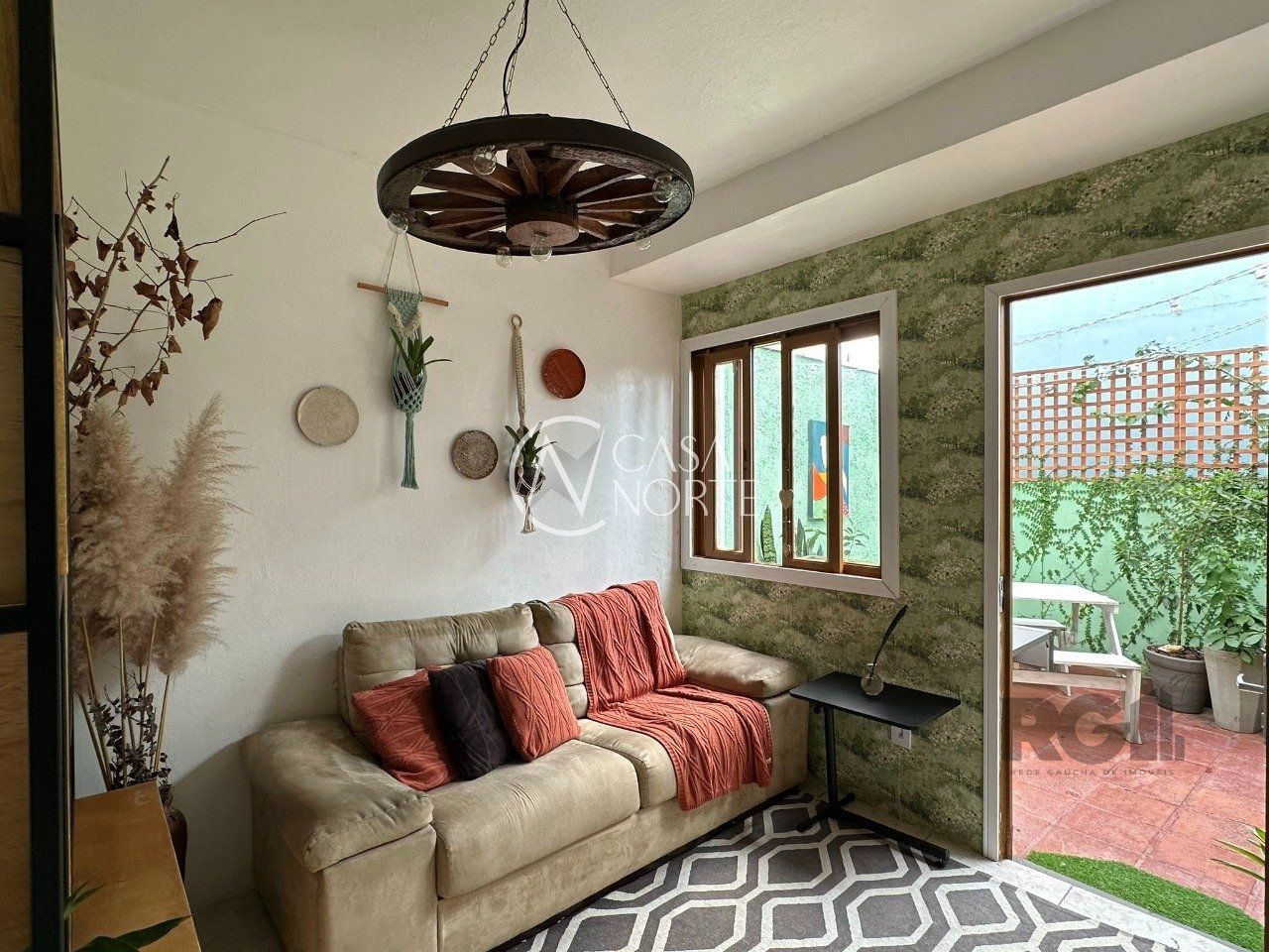 Casa à venda com 2 quartos, 163m², 1 suíte, 1 vaga, Rua General Cipriano Ferreira no bairro Centro Histórico em Porto Alegre