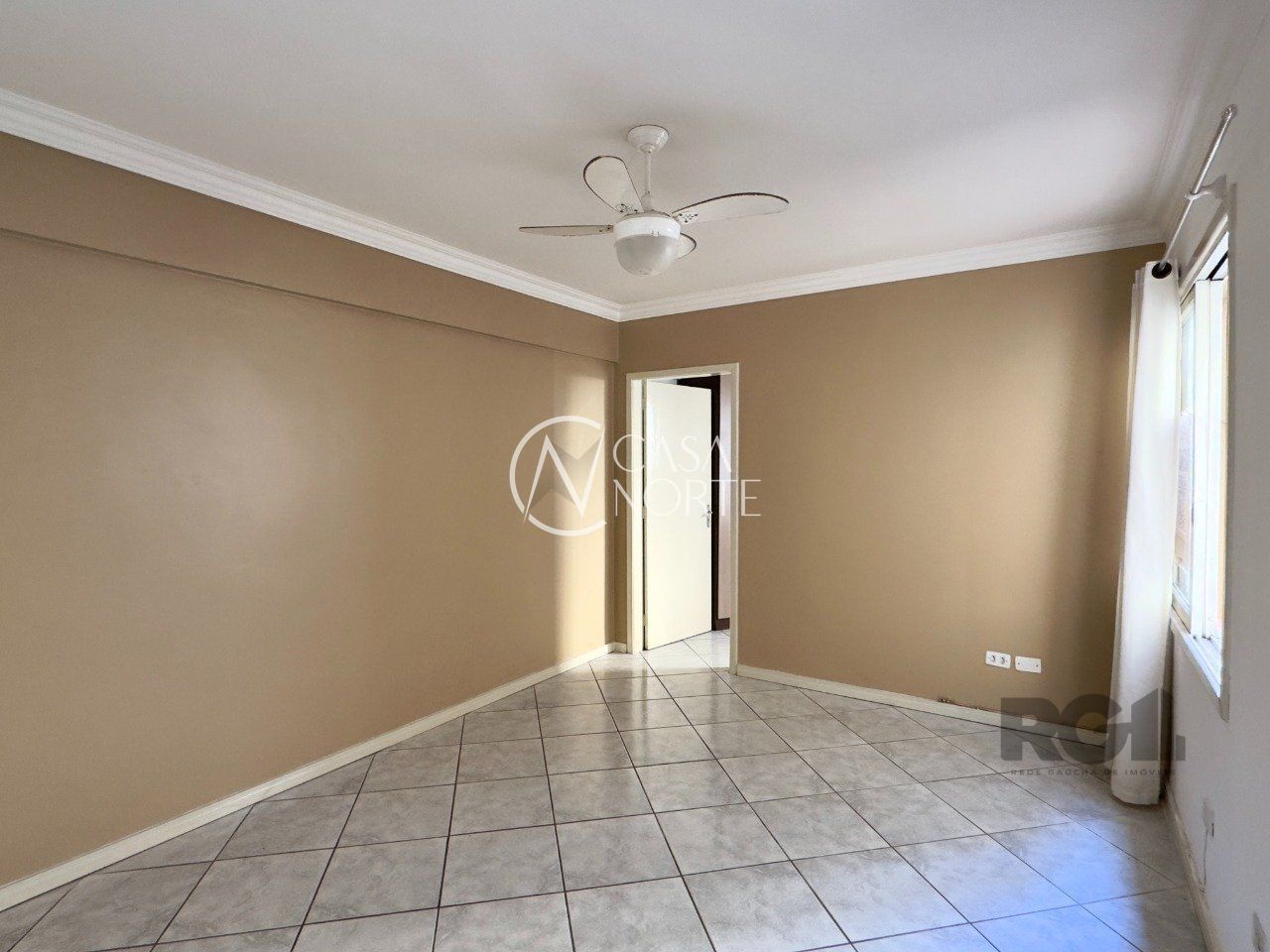 Apartamento à venda com 1 quarto, 39m², 1 suíte, Rua Washington Luiz no bairro Centro Histórico em Porto Alegre