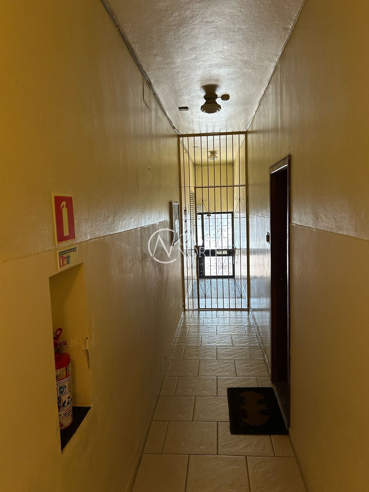 Apartamento à venda com 1 quarto, 40m², 1 suíte, Rua Duque de Caxias no bairro Centro Histórico em Porto Alegre
