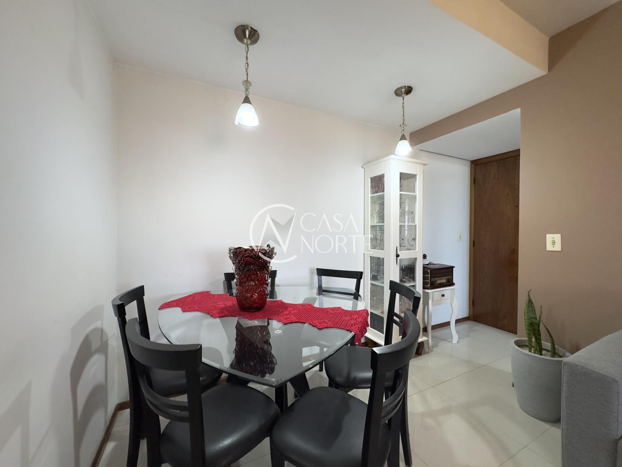 Apartamento à venda com 2 quartos, 63m², 1 vaga, Rua José do Patrocínio no bairro Cidade Baixa em Porto Alegre