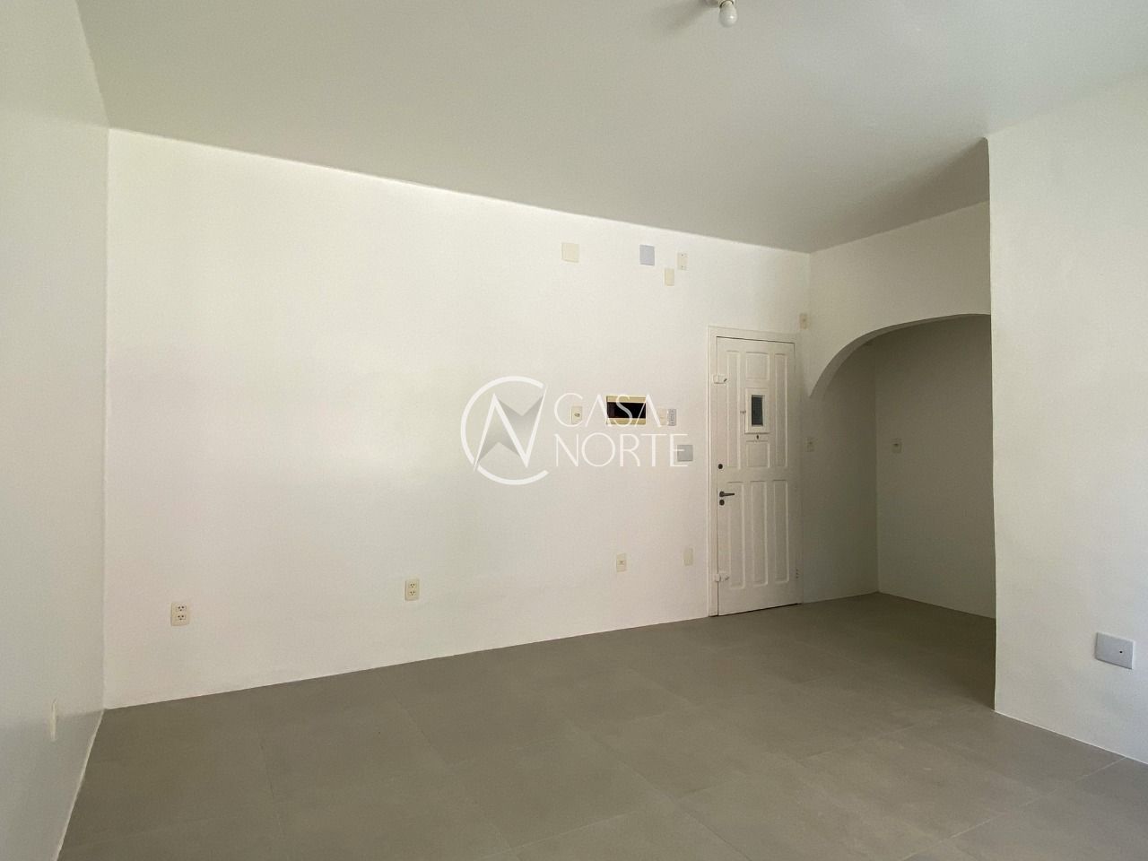 Apartamento à venda com 1 quarto, 27m², Praça Conego Marcelino no bairro Cidade Baixa em Porto Alegre