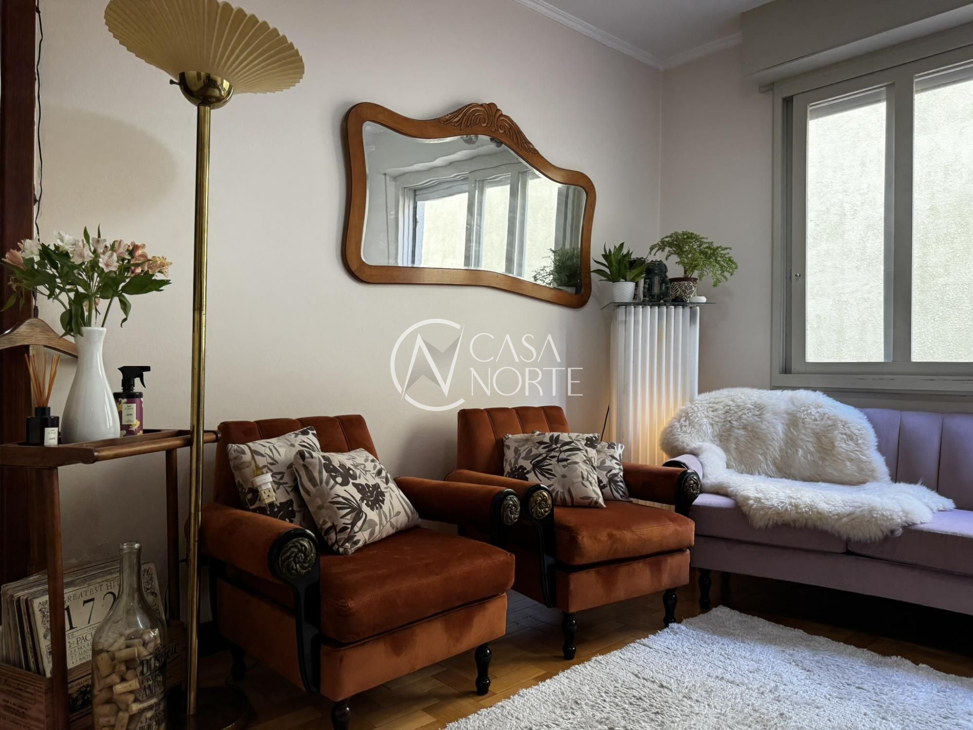 Apartamento à venda com 2 quartos, 72m², 1 vaga, Rua General Bento Martins no bairro Centro Histórico em Porto Alegre