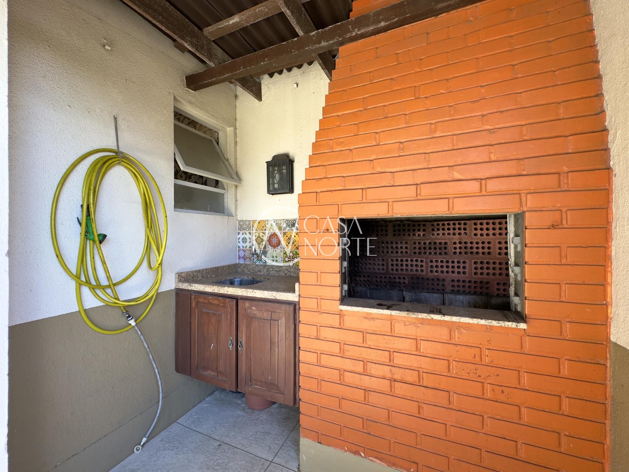 Cobertura à venda com 2 quartos, 124m², 1 vaga, Rua Washington Luiz no bairro Centro Histórico em Porto Alegre