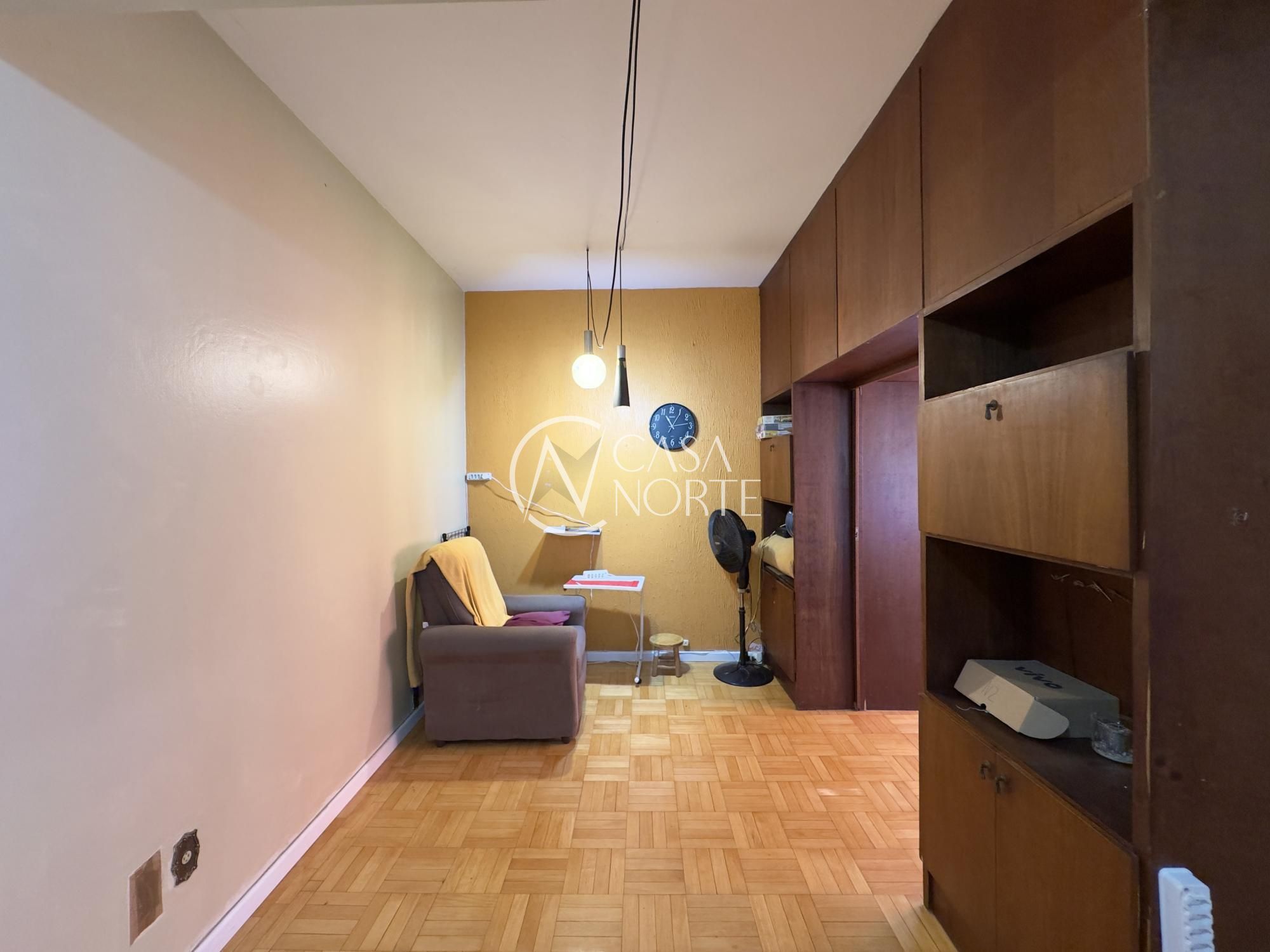 Apartamento à venda com 1 quarto, 46m², Avenida Borges de Medeiros no bairro Centro Histórico em Porto Alegre