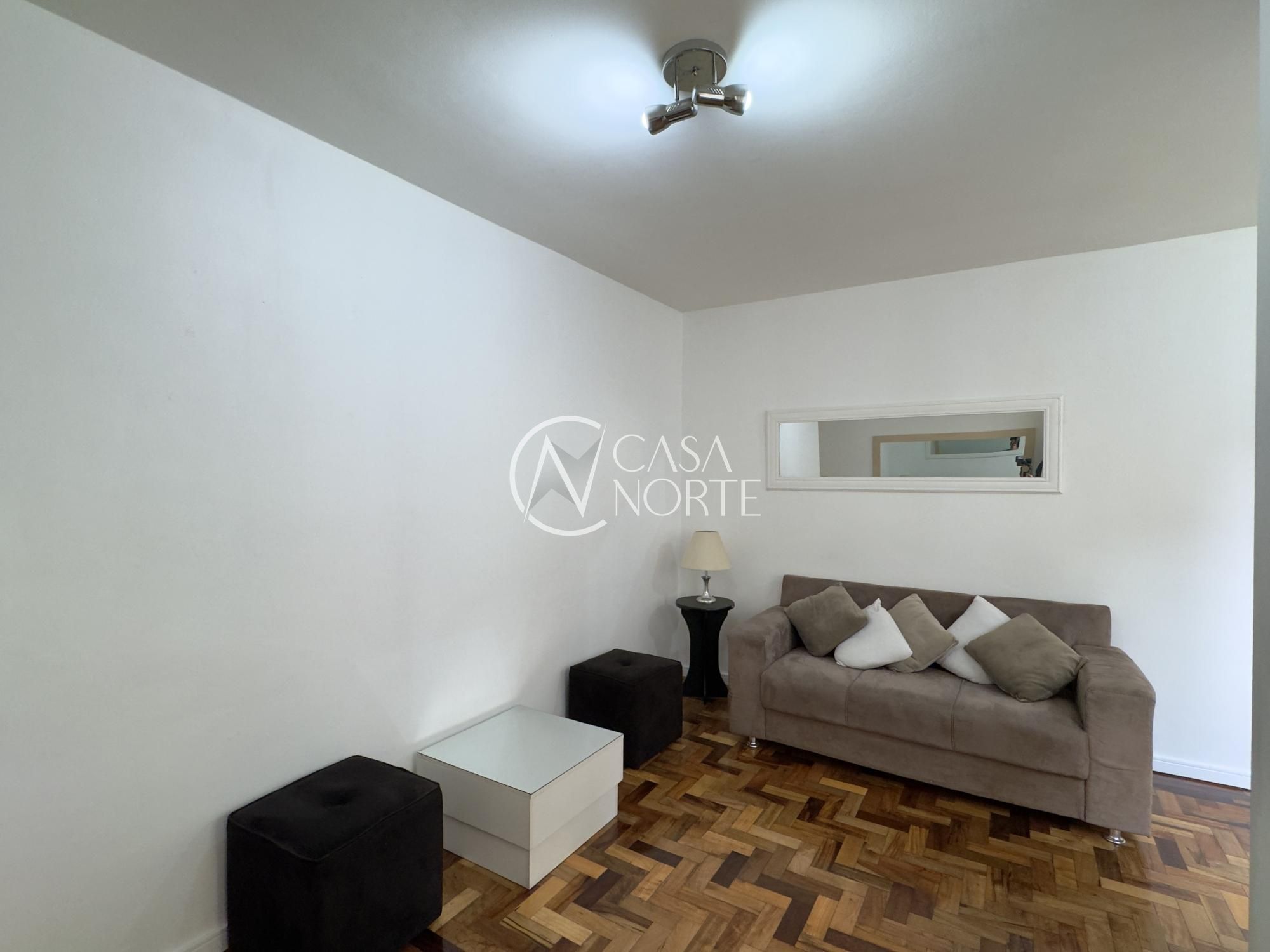 Apartamento à venda com 2 quartos, 82m², Rua Washington Luiz no bairro Centro Histórico em Porto Alegre