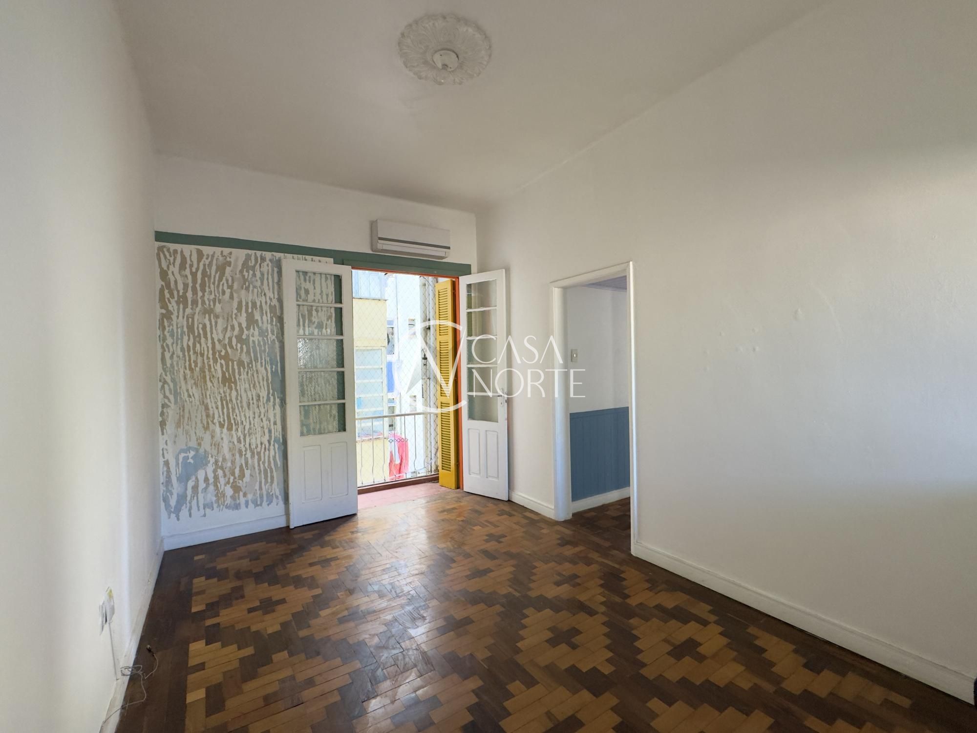 Apartamento à venda com 2 quartos, 70m², Rua Riachuelo no bairro Centro Histórico em Porto Alegre