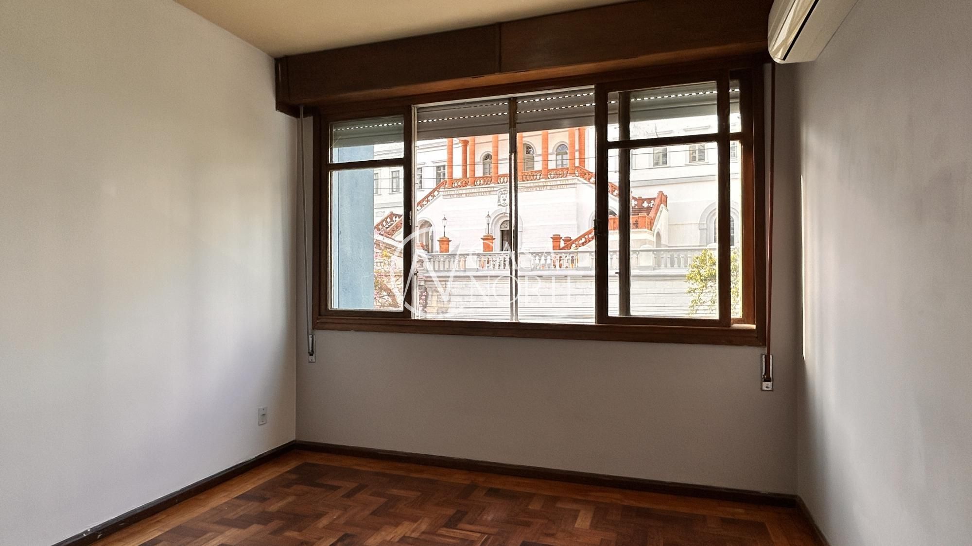 Apartamento à venda com 3 quartos, 109m², Rua Coronel Fernando Machado no bairro Centro Histórico em Porto Alegre