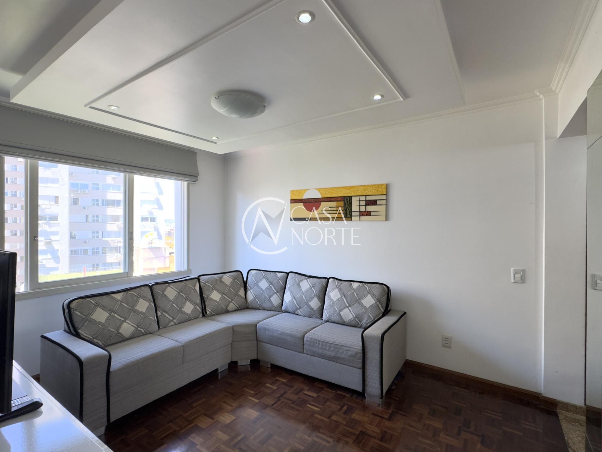 Apartamento à venda com 2 quartos, 71m², 1 suíte, 1 vaga, Rua Duque de Caxias no bairro Centro Histórico em Porto Alegre