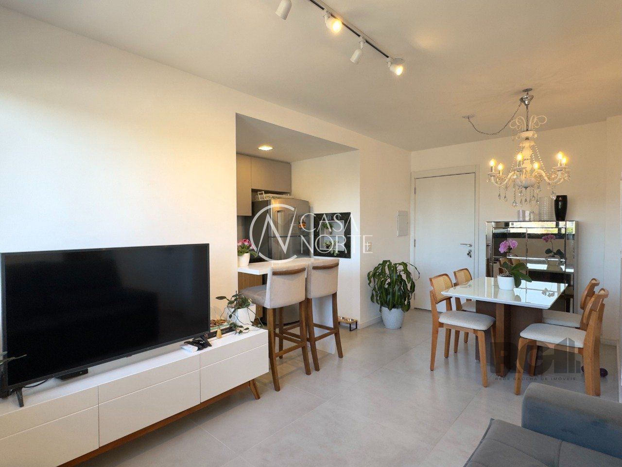 Apartamento à venda com 2 quartos, 58m², 1 suíte, 1 vaga, Rua Nunes Machado no bairro Azenha em Porto Alegre