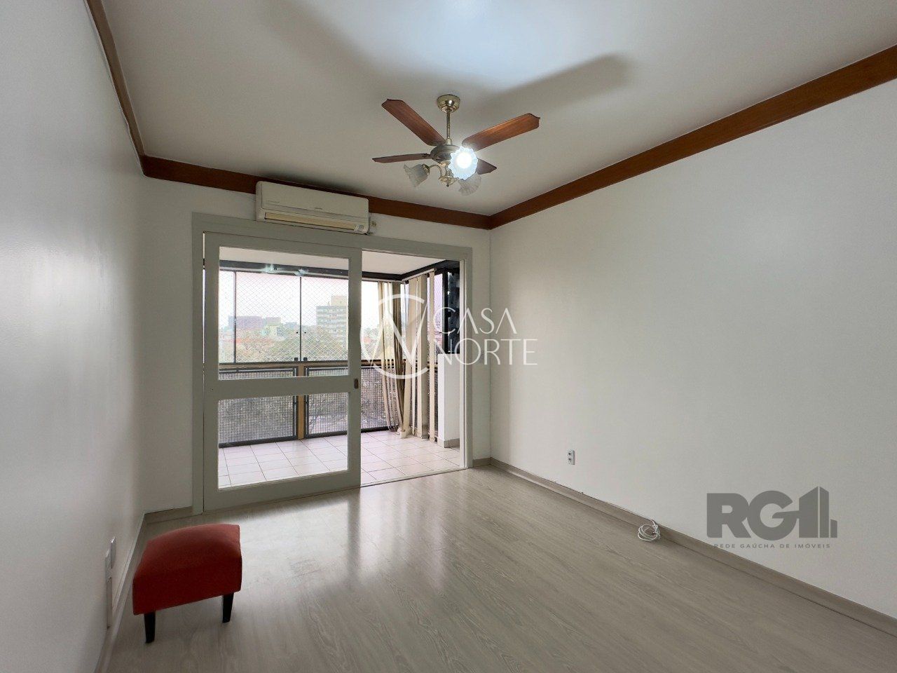 Apartamento à venda com 3 quartos, 94m², 1 suíte, 1 vaga, Avenida Érico Veríssimo no bairro Menino Deus em Porto Alegre