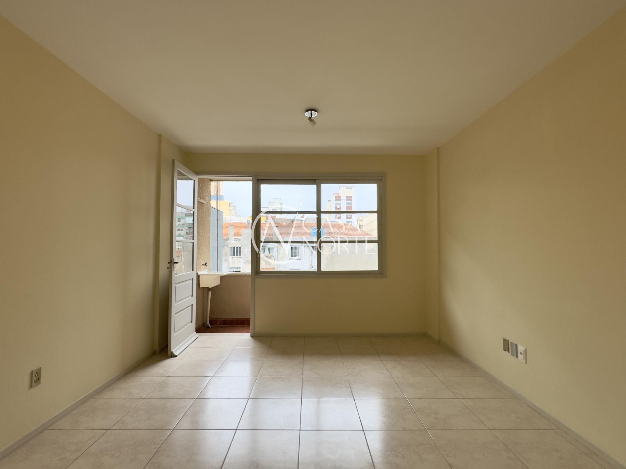 Apartamento à venda com 1 quarto, 34m², Rua dos Andradas no bairro Centro Histórico em Porto Alegre