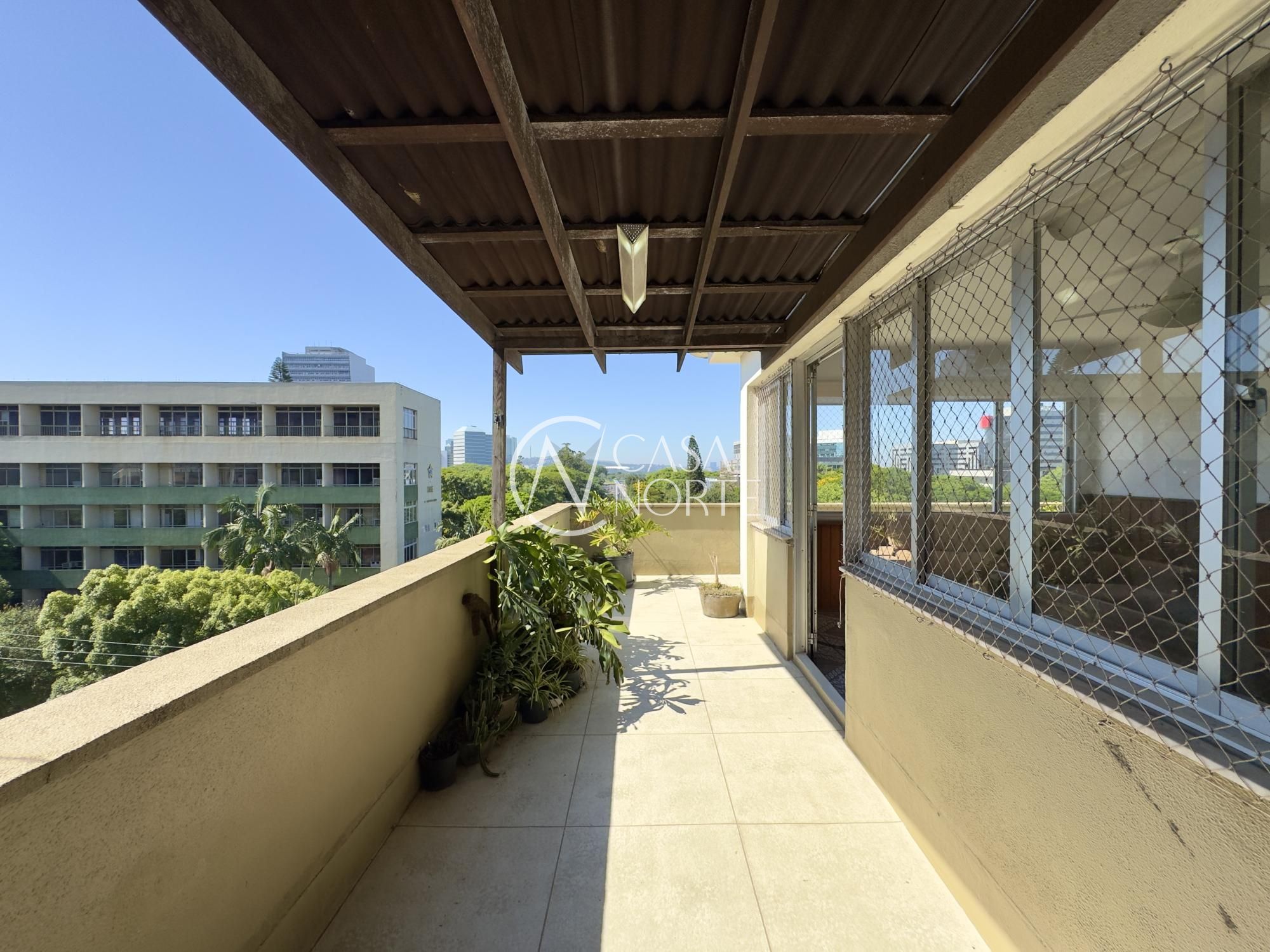 Cobertura à venda com 2 quartos, 124m², 1 vaga, Rua Washington Luiz no bairro Centro Histórico em Porto Alegre