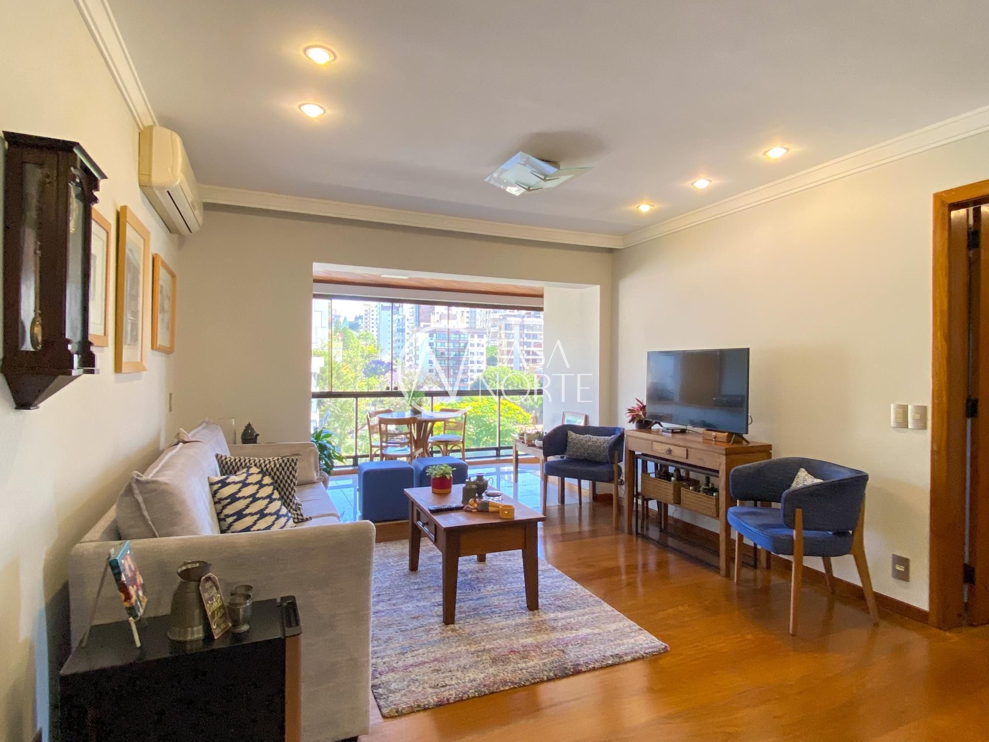 Apartamento à venda com 3 quartos, 140m², 1 suíte, 2 vagas, Rua Dona Laura no bairro Rio Branco em Porto Alegre