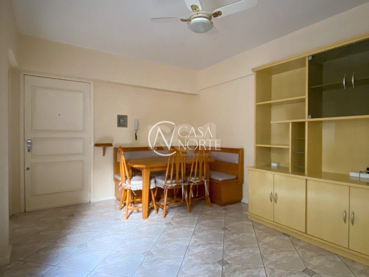 Apartamento à venda com 1 quarto, 40m², 1 suíte, Rua Washington Luiz no bairro Centro Histórico em Porto Alegre