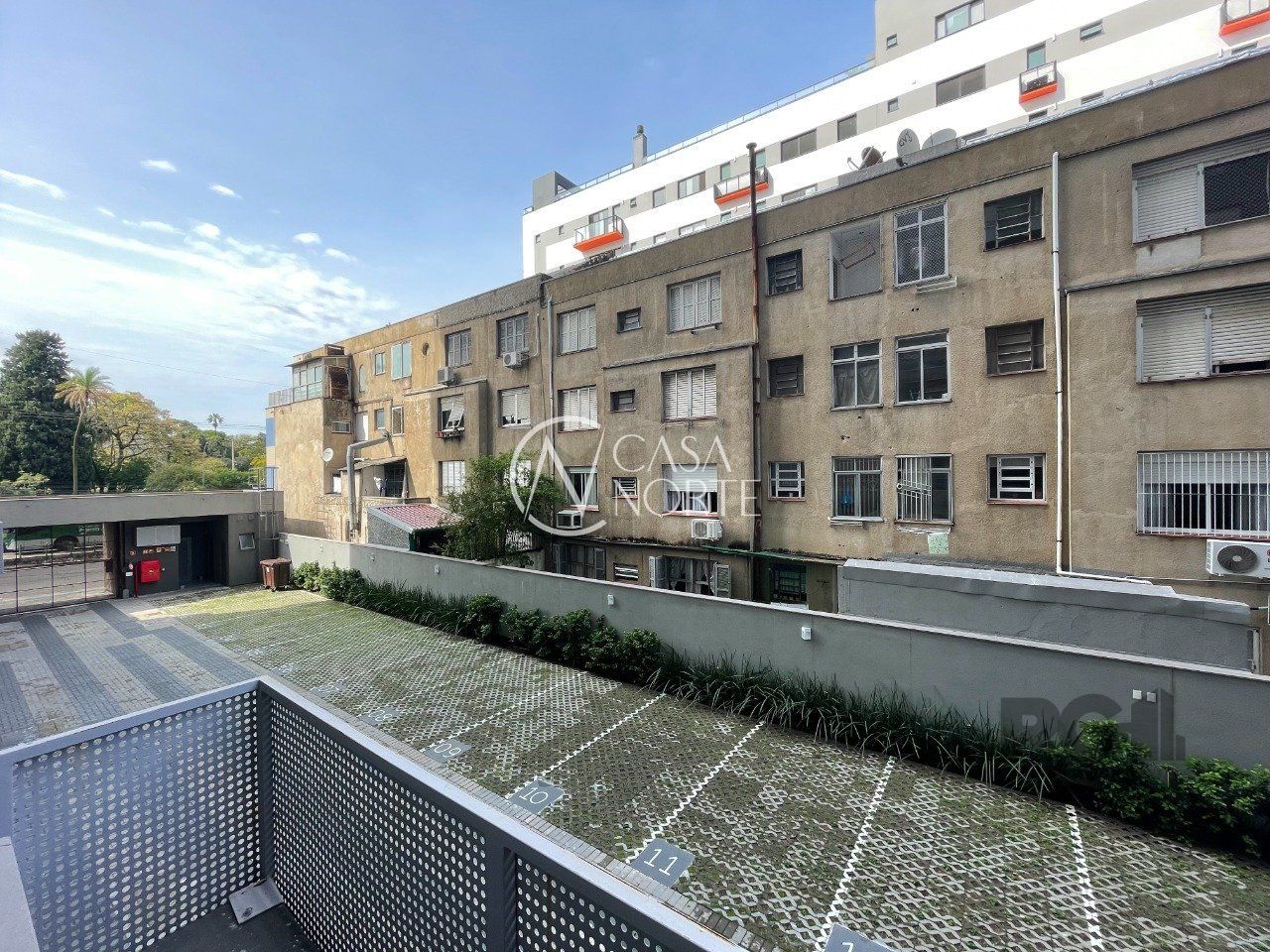 Apartamento à venda com 1 quarto, 27m², 1 vaga, Avenida João Pessoa no bairro Centro Histórico em Porto Alegre