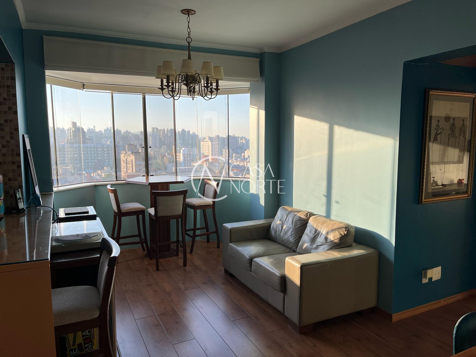 Apartamento à venda com 2 quartos, 85m², 2 suítes, 2 vagas, Avenida Independência no bairro Independência em Porto Alegre