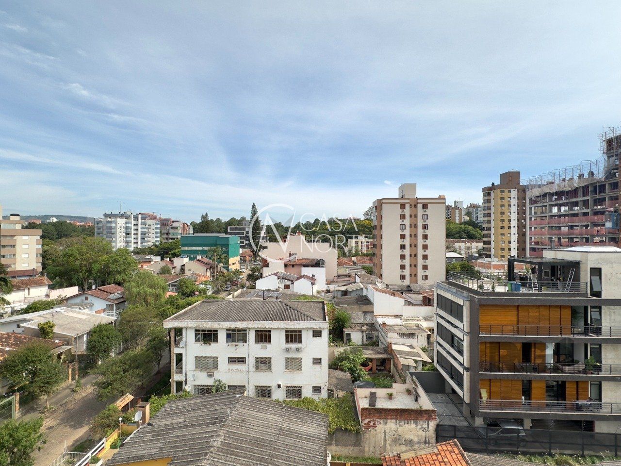 Apartamento à venda com 3 quartos, 95m², 1 suíte, 2 vagas, Rua José Scutari no bairro Passo da Areia em Porto Alegre