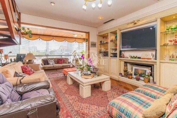 Cobertura à venda com 2 quartos, 351m², 1 suíte, 3 vagas, Avenida Bage no bairro Petrópolis em Porto Alegre