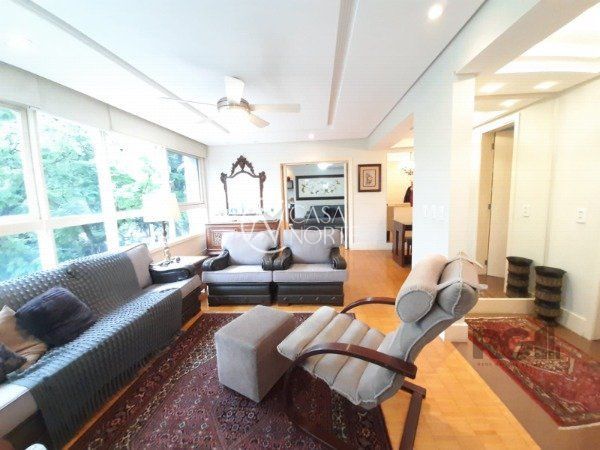 Apartamento à venda com 3 quartos, 173m², 1 suíte, 1 vaga, Rua Padre Chagas no bairro Moinhos de Vento em Porto Alegre